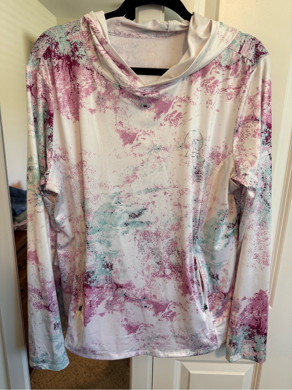 Lightweight Womens Hooded Long-Sleeve Top in Pink & Mint